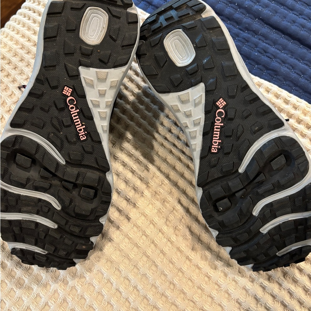 Columbia Women's Vertisol Trail Hiking Shoe Black/Pink Sz 10.5 - Picture 6 of 8